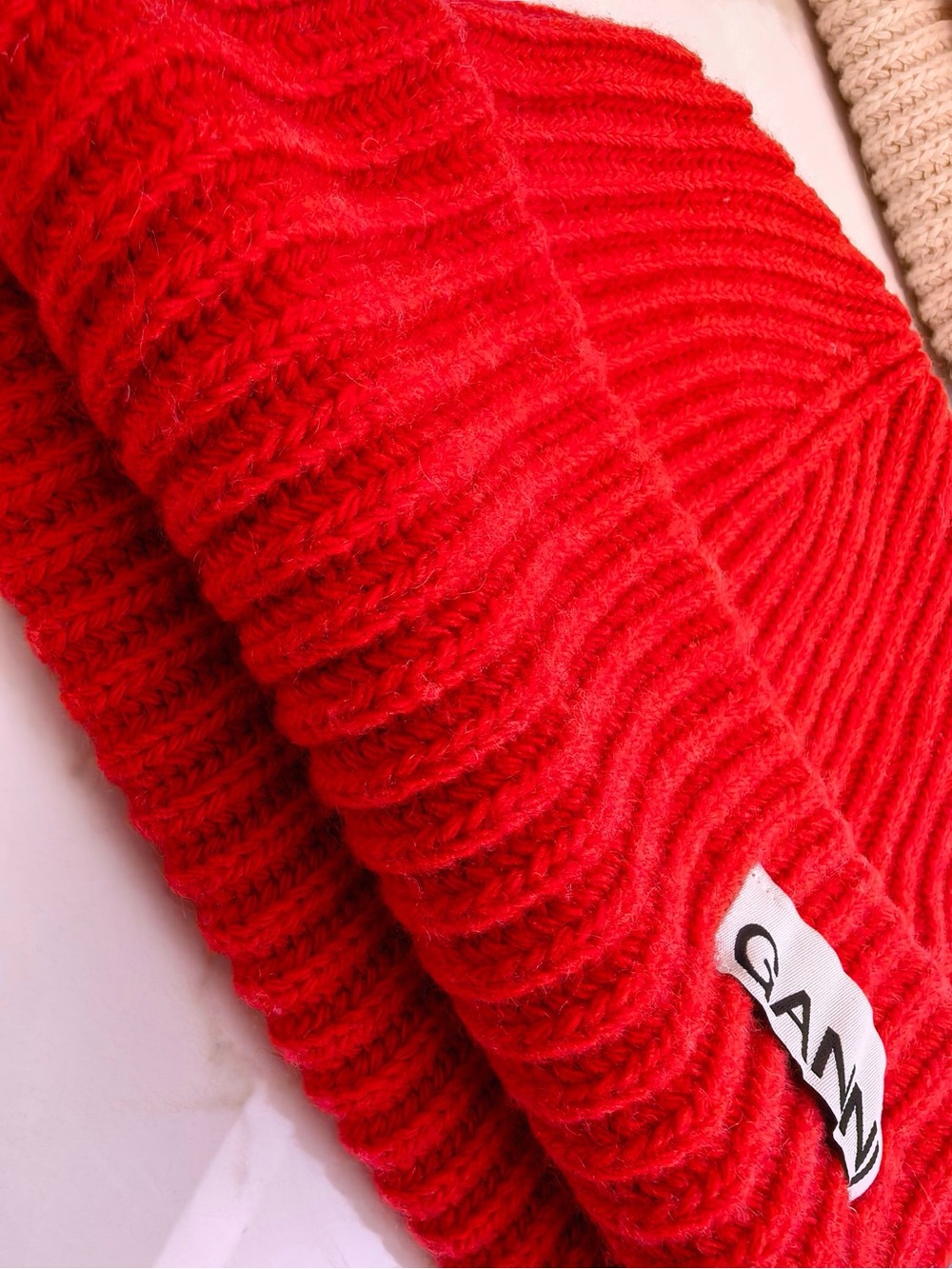 Ganni Red Ribbed Beanie - Picture 4 of 4